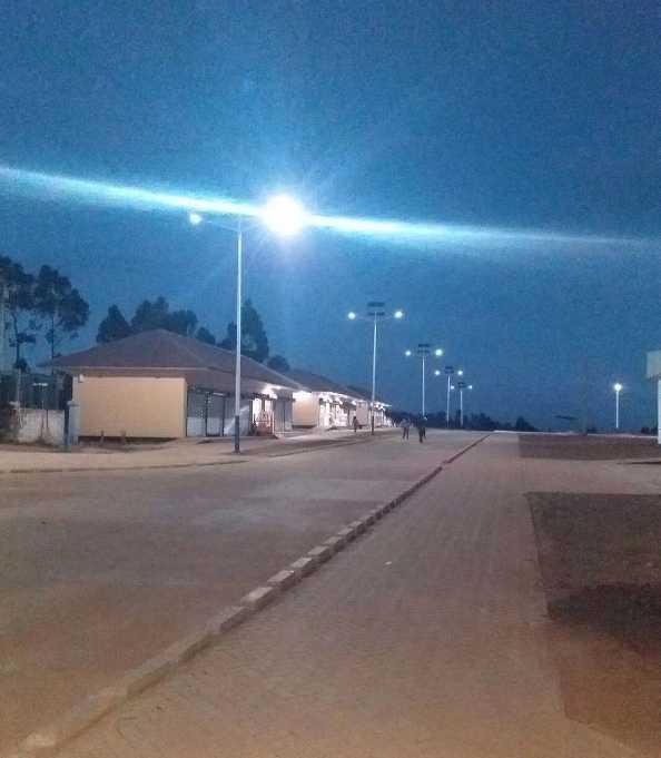 蕉岭县非洲科特迪瓦太阳能路灯工程